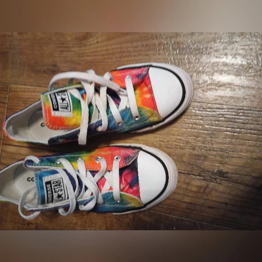 Converse  Sneakers Classic Tie Dye Canvas Low-Top - Picture 7 of 13
